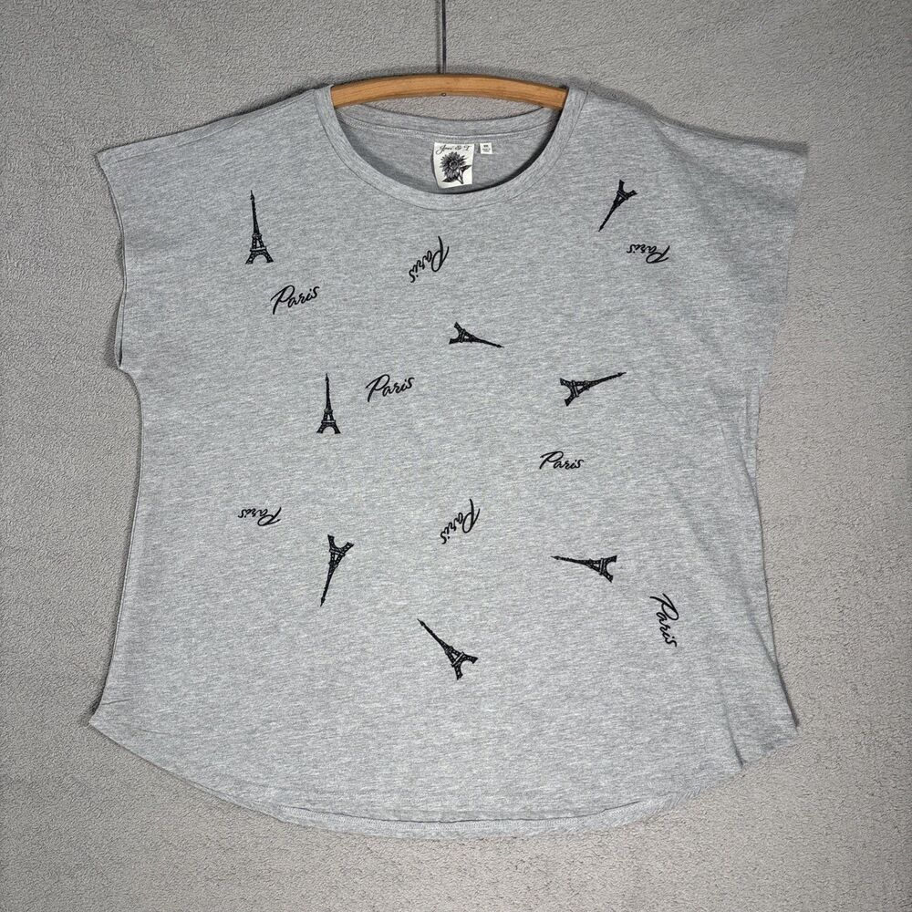 Joei & I T Shirt Women’s Size 3X Gray Paris AOP Eifel Tower‎ Chic Minimalist